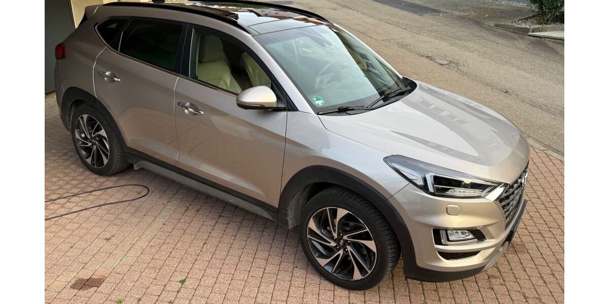 Hyundai TUCSON 113.950 km 18.980 € Mundelsheim 74395