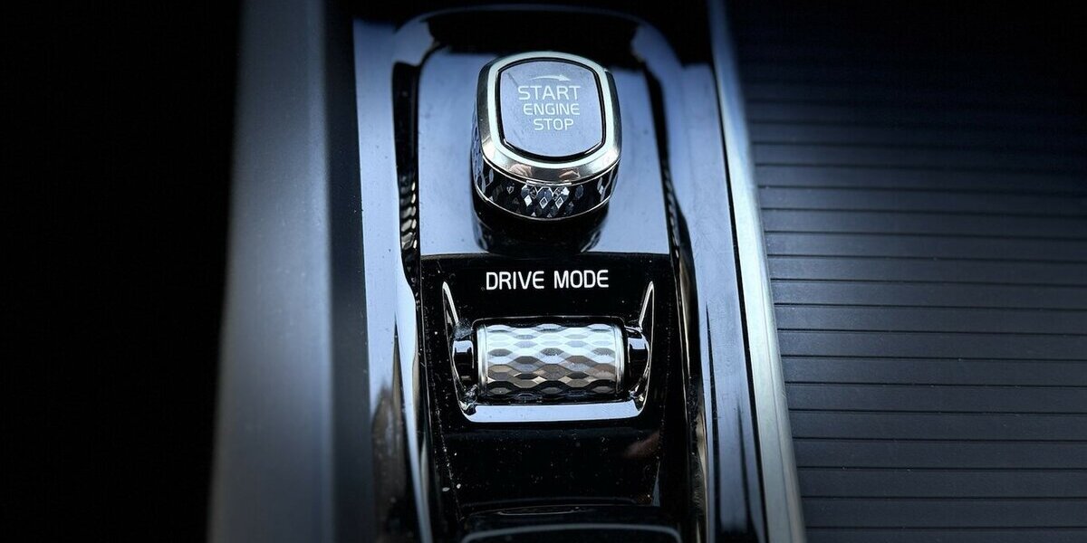 Volvo XC60 Momentum 2WD Navi Memory Harman/Kardon 150.000 km 22.990 &euro; Neckarsulm 74172