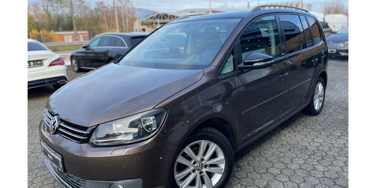 VW Touran 180.000 km 5.790 &euro; Konz 54329