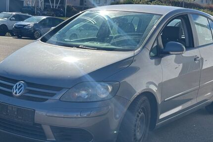 VW Golf 138.000 km 950 &euro; Balingen 72336