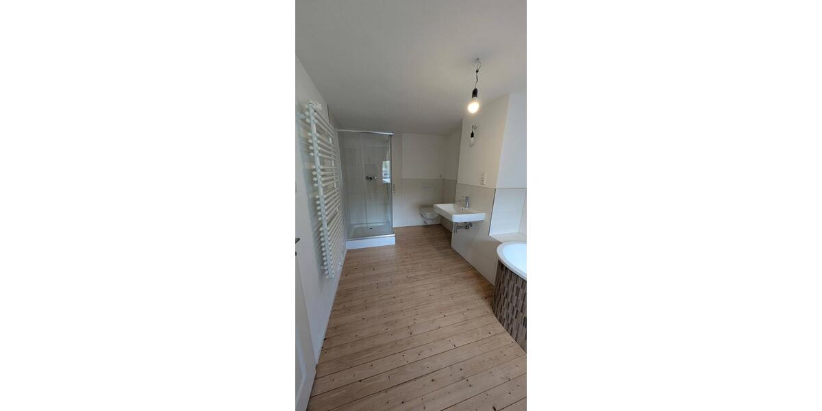 Einfamilienhaus Schleiden - 6 Zimmer, 180 m&sup2;, 1.600&euro; | Angebot:26135305