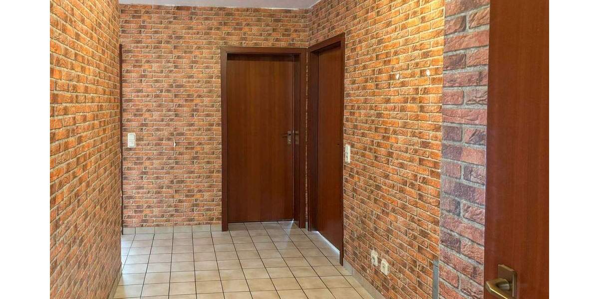 Etagenwohnung Wissen - 5 Zimmer, 110 m&sup2;, 145.000&euro; | Angebot:25738139