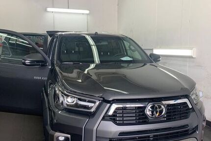 Toyota Hilux 96.500 km 38.000 &euro; Berlin 12527