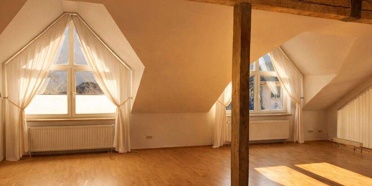 Etagenwohnung Bad Camberg Erbach - 3 Zimmer, 134 m&sup2;, 298.000&euro; | Angebot:25737278
