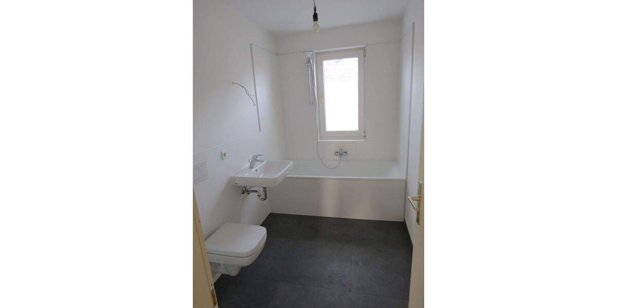 Etagenwohnung Falkensee - 3 Zimmer, 76 m&sup2;, 1.370&euro; | Angebot:25666871