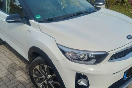 Kia Stonic 31.235 km 14.500 &euro; Grabfeld OT Jüchsen 98631