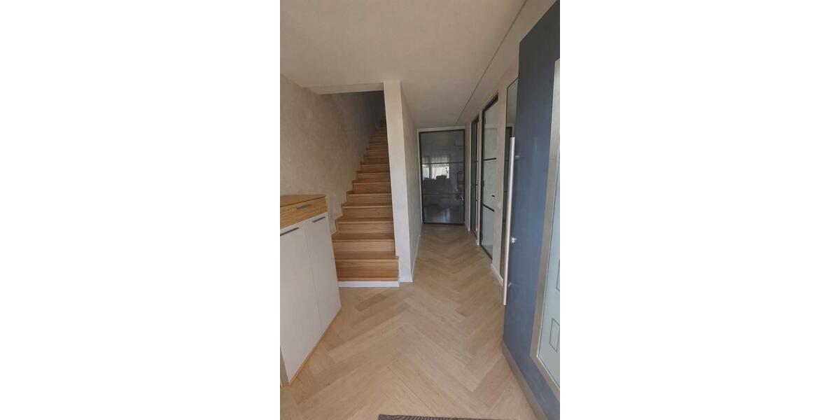 Reihenhaus Bad Säckingen - 5.5 Zimmer, 143 m&sup2;, 560.000&euro; | Angebot:26990953