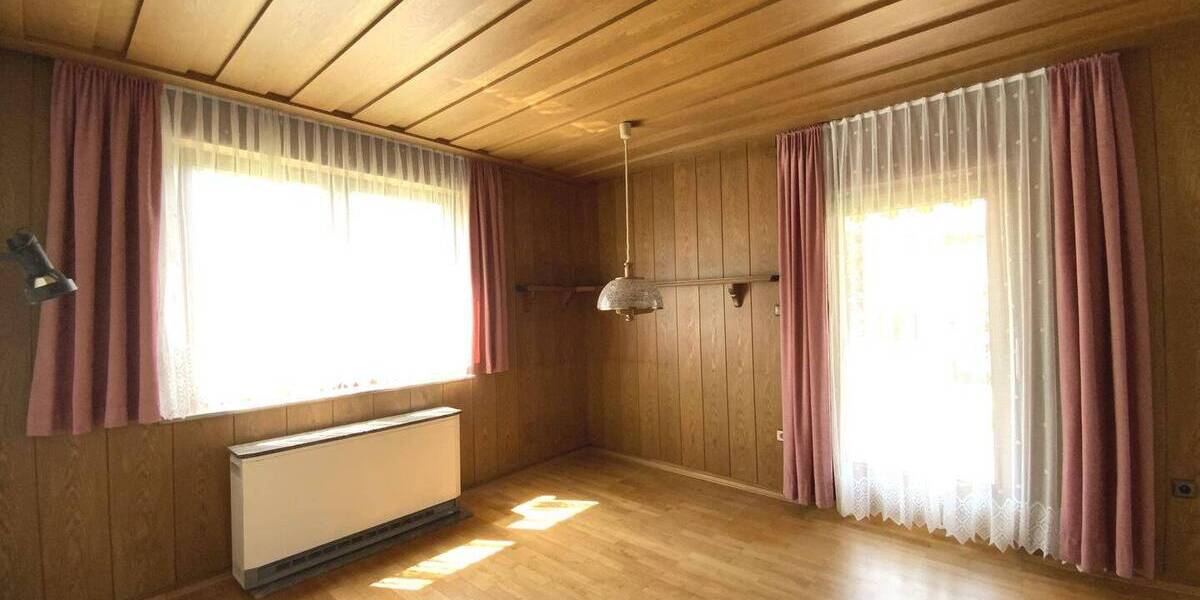 Einfamilienhaus Schwandorf - 6 Zimmer, 110 m&sup2;, 285.000&euro; | Angebot:26867436