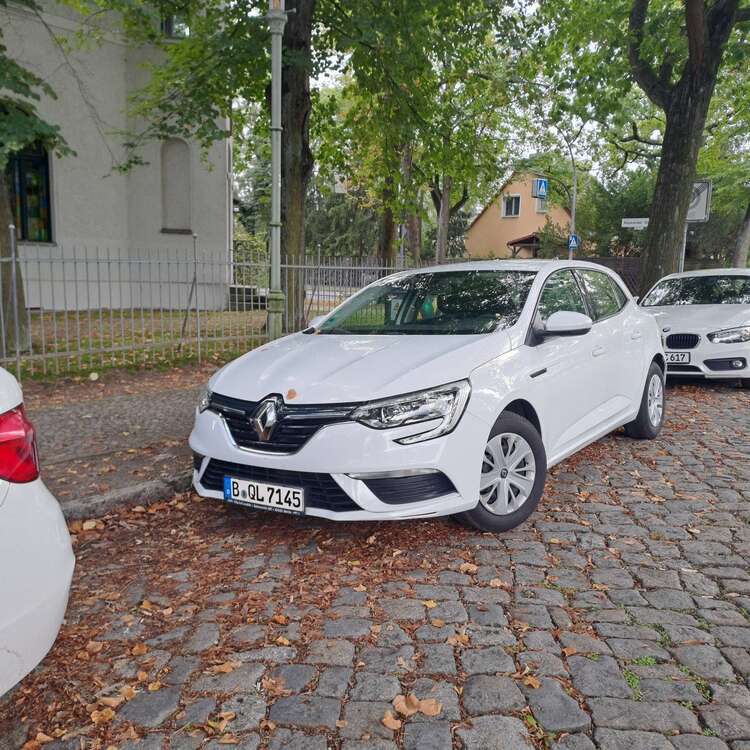 Renault Megane 63.000 km 8.500 € Berlin 12683
