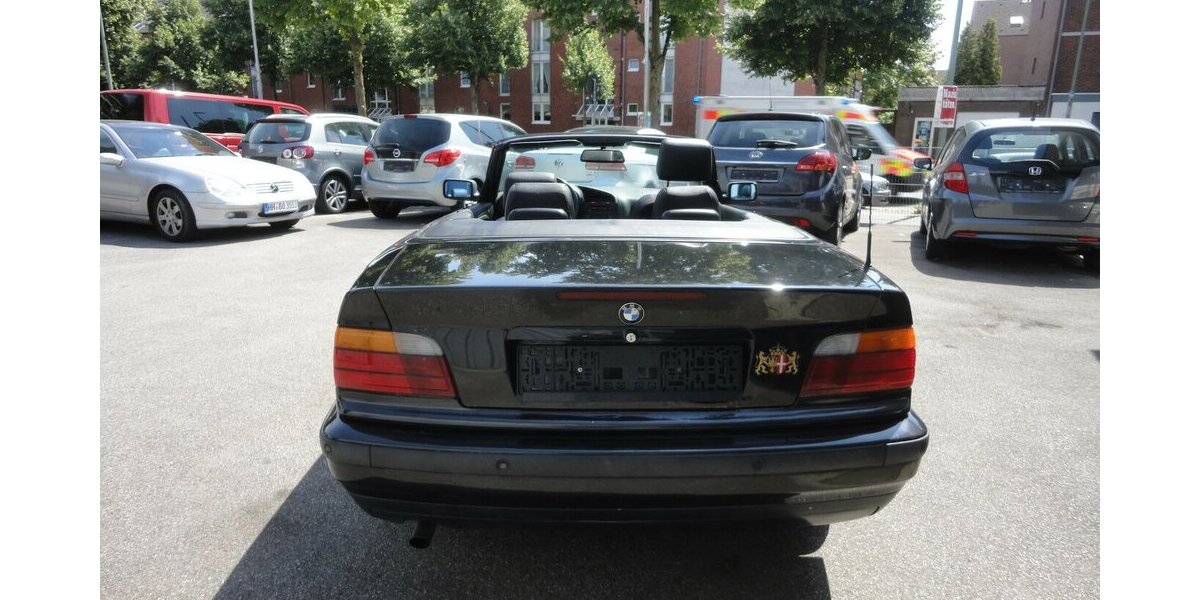 BMW 318i Exclusiv Edition Klimatr.Leder SHZ PDC 220.000 km 5.000 &euro; Neuss 41462