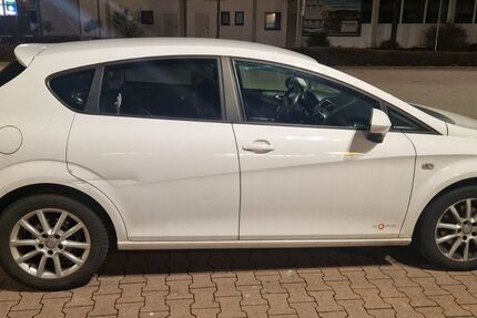 Seat Leon 125.000 km 5.700 &euro; Nordheim 74226