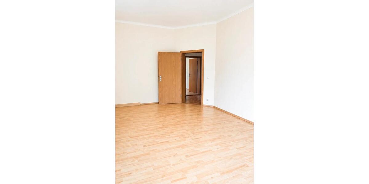 Etagenwohnung Zittau - 3 Zimmer, 63 m&sup2;, 370&euro; | Angebot:26405229