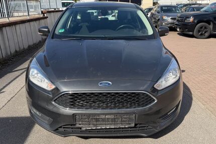 Ford Focus 180.000 km 3.299 &euro; Freudenstadt 72250