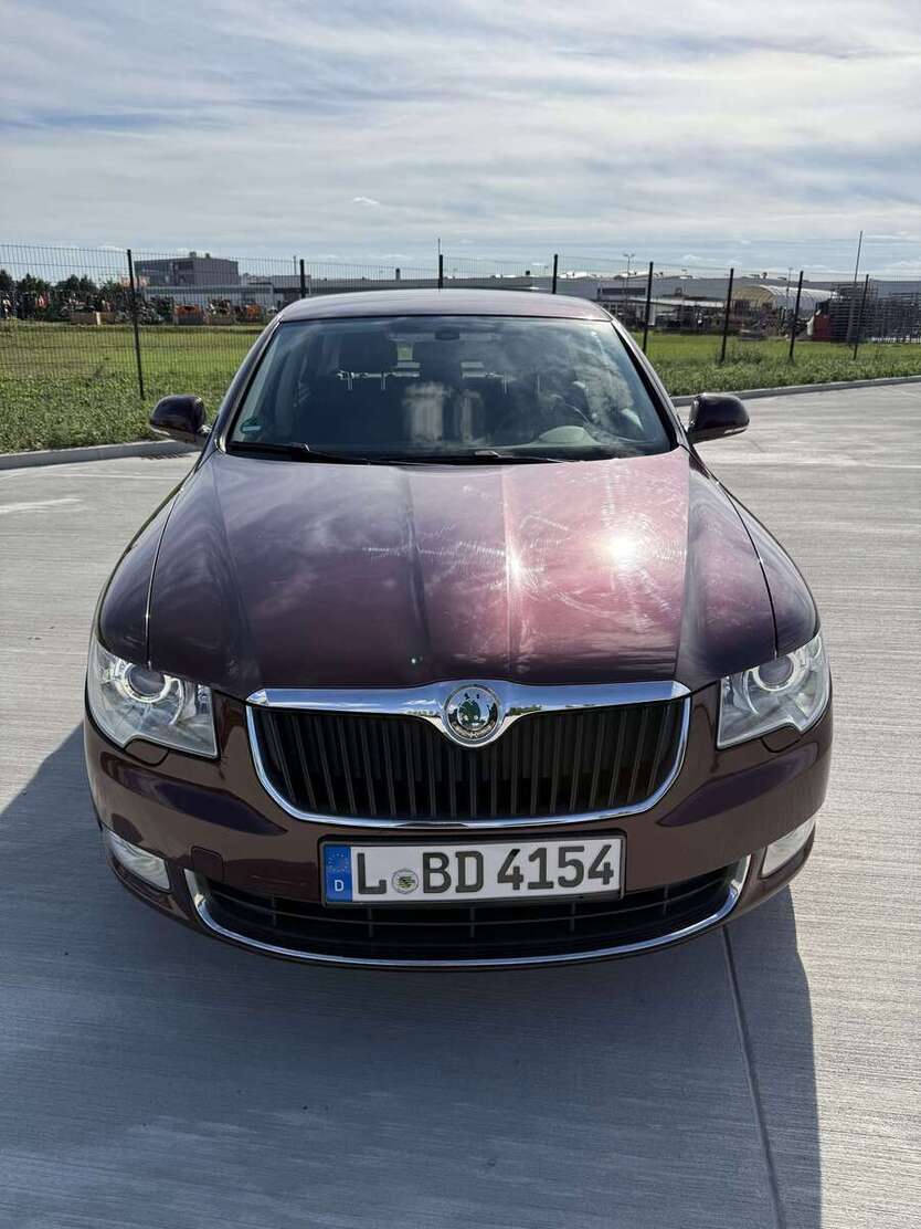 Skoda Superb 197.700 km 3.990 € Leipzig 04207