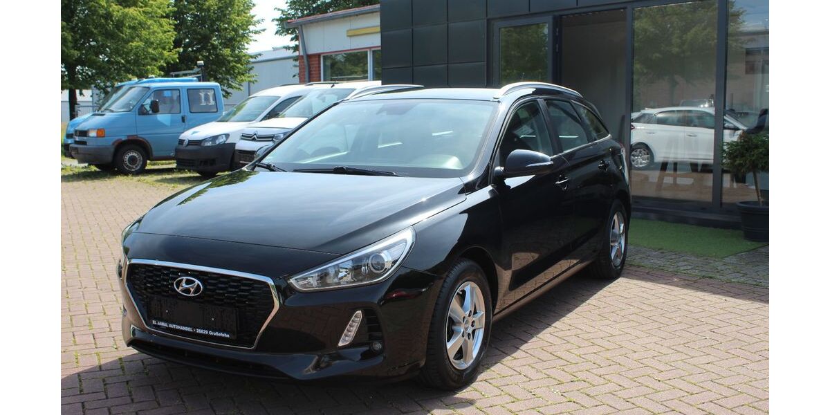 Hyundai i30 79.650 km 10.900 &euro; Großefehn 26629