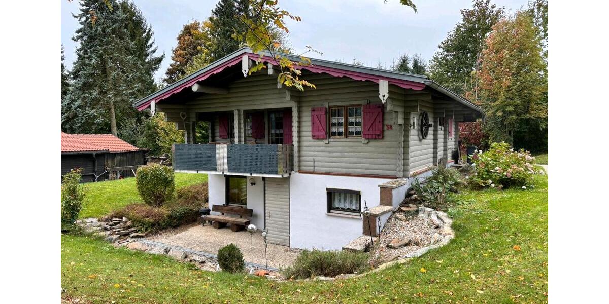 Einfamilienhaus Weiden in der Oberpfalz - 6 Zimmer, 114 m&sup2;, 215.000&euro; | Angebot:25614701