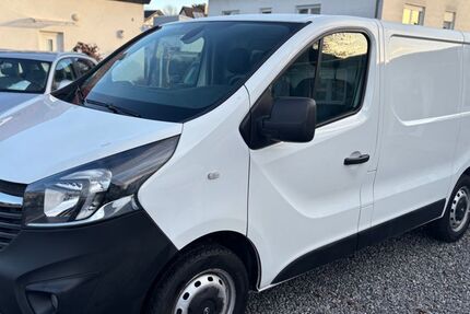 Opel Vivaro 95.259 km 12.390 &euro; Paderborn 33104