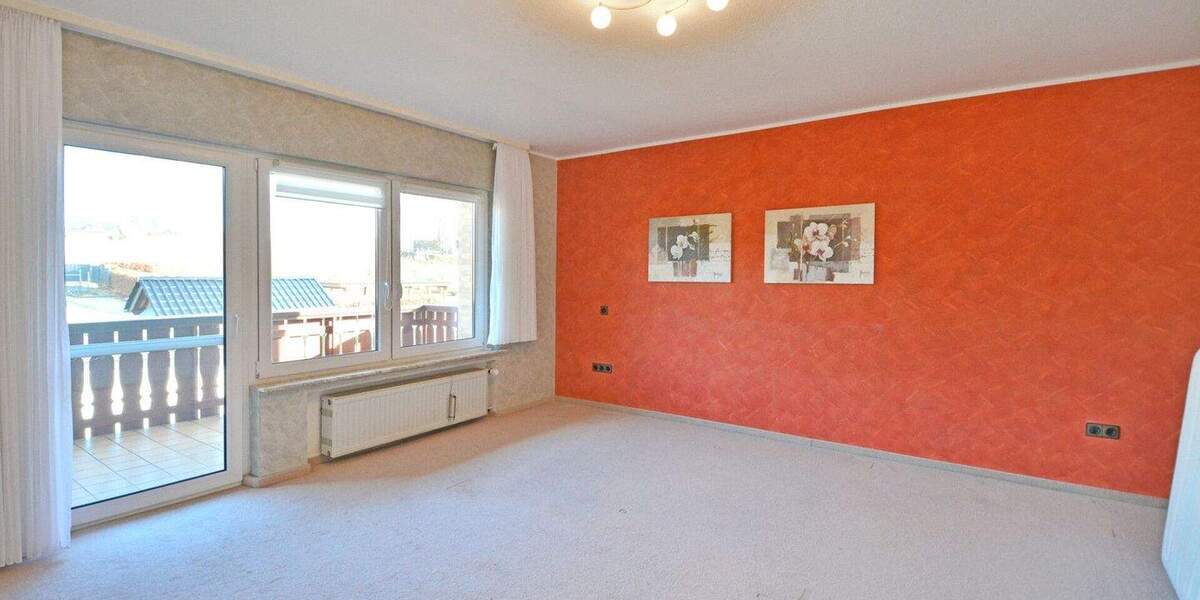 Mehrfamilienhaus, Wohnhaus Hofgeismar / Hombressen Hombressen - 9 Zimmer, 245 m&sup2;, 330.000&euro; | Angebot:25735154