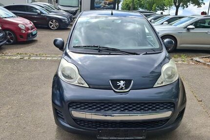 Peugeot 107 96.022 km 2.490 &euro; Kernen i. r 71394