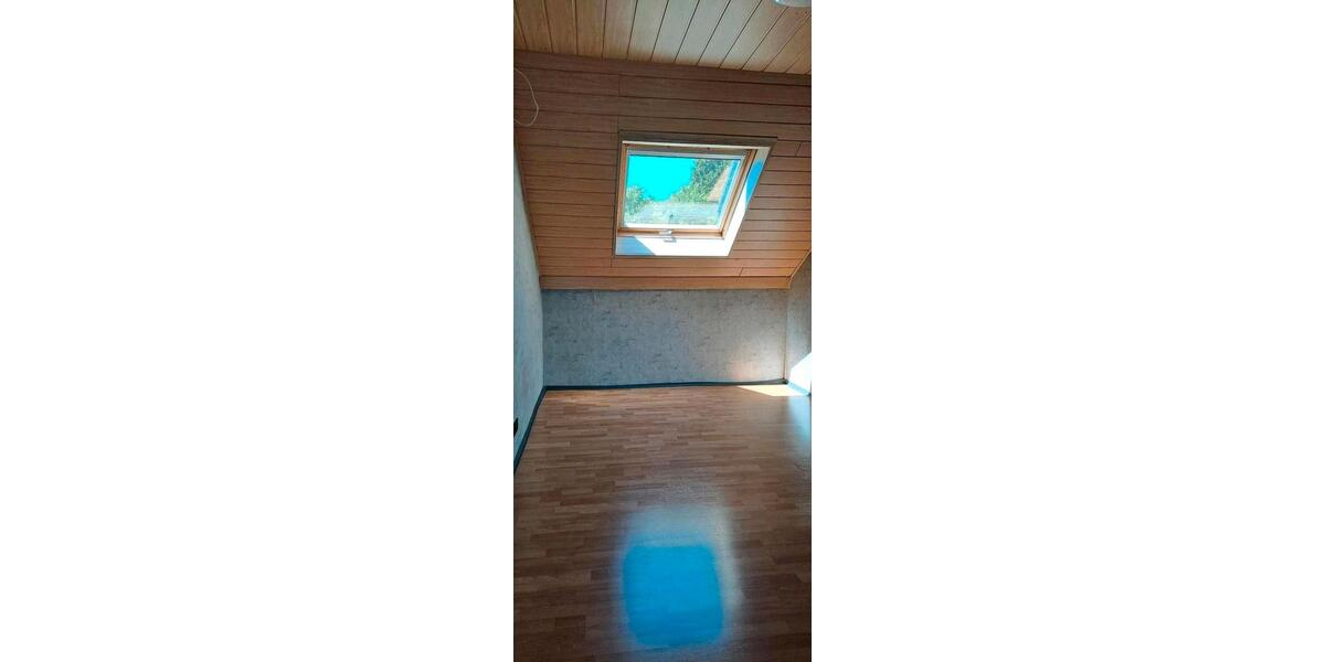Einfamilienhaus Ayl - 8 Zimmer, 210 m&sup2;, 299.000&euro; | Angebot:26397559