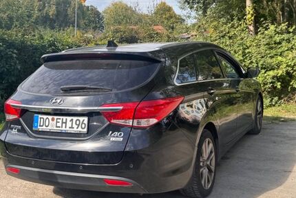 Hyundai i40 150.000 km 8.900 &euro; Dortmund 44319
