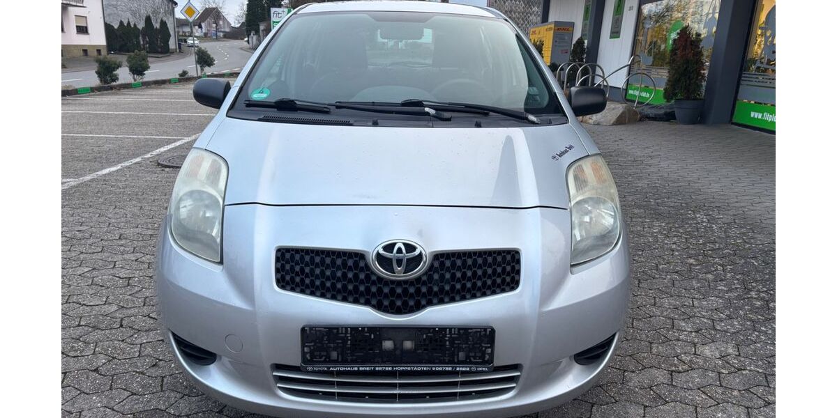 Toyota Yaris 180.100 km 2.990 &euro; Nohfelden O.t. Wolfersweiler 66625