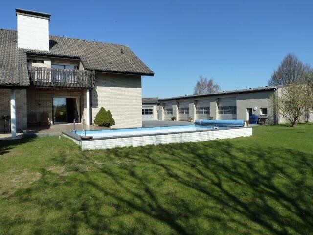 Mehrfamilienhaus, Wohnhaus Anröchte - 6 Zimmer, 240 m&sup2;, 995.000&euro; | Angebot:23941156