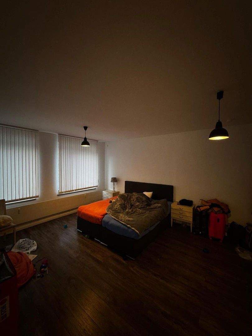 Große 5-Zimmer-Wohnung Etage in zentraler Lage von Bremen - WG 5 zimmer