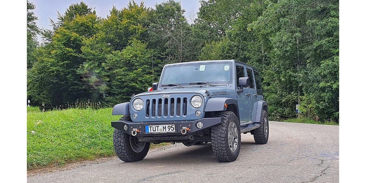 Jeep Wrangler 155.000 km 28.600 &euro; Böttingen 78583