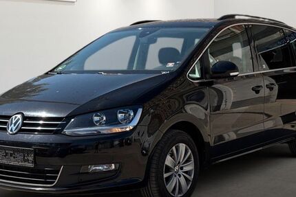 VW Sharan 152.256 km 17.999 &euro; Berlin 12681
