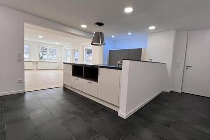 Haus Weilheim - 5.5 Zimmer, 173 m&sup2;, 1.750&euro; | Angebot:25433219