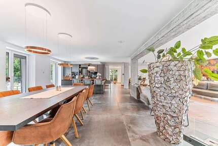 Haus Pforzheim Nordstadt - 5 Zimmer, 315 m&sup2;, 1.650.000&euro; | Angebot:25511145