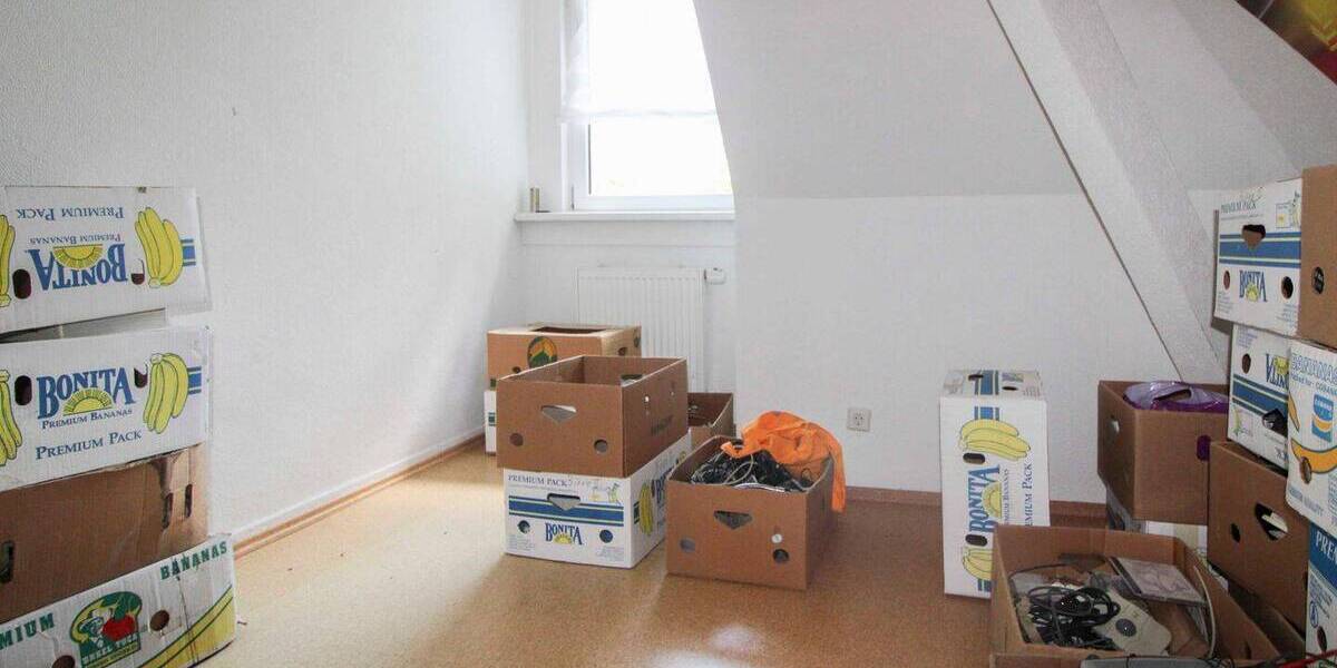 Einfamilienhaus Albstadt Ebingen - 9 Zimmer, 180 m&sup2;, 219.000&euro; | Angebot:26909485