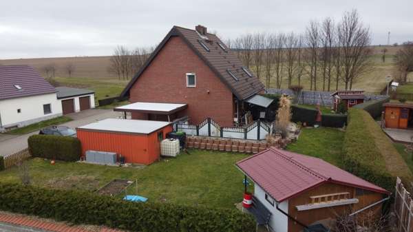 Einfamilienhaus Ballenstedt - 4 Zimmer, 110 m&sup2;, 199.000&euro; | Angebot:26186903
