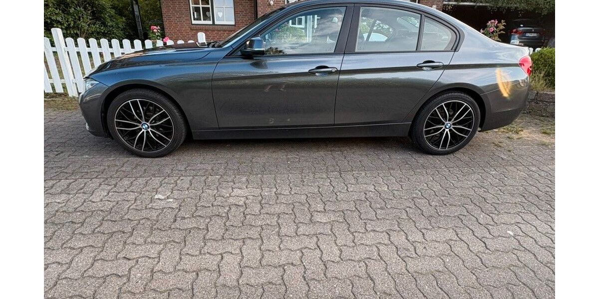 BMW 318 139.563 km 15.299 &euro; Holm 25488