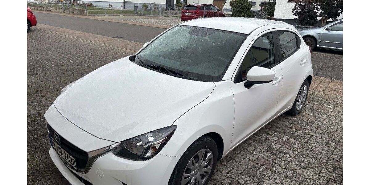 Mazda 2 51.500 km 9.500 &euro; Tiefenbronn 75233