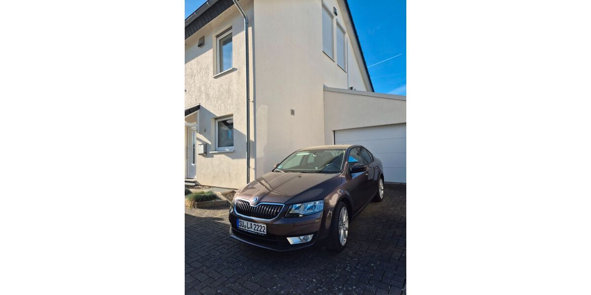 Skoda Octavia 96.000 km 8.300 &euro; Troisdorf 53840