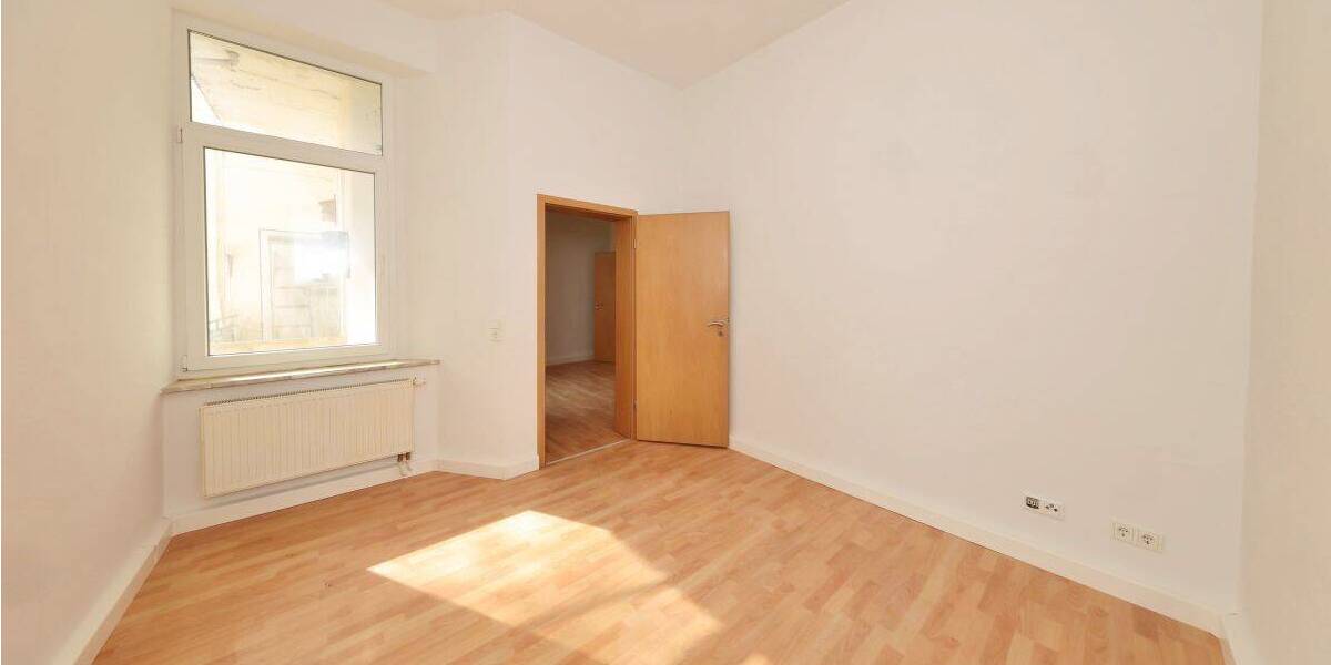 Etagenwohnung Wilhelmshaven Innenstadt - 5 Zimmer, 110 m&sup2;, 650&euro; | Angebot:26851799