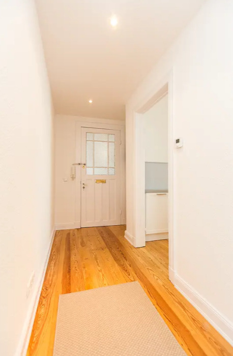 2-Zimmer TOP MODERNISIERT und MÖBLIERT mit Balkon