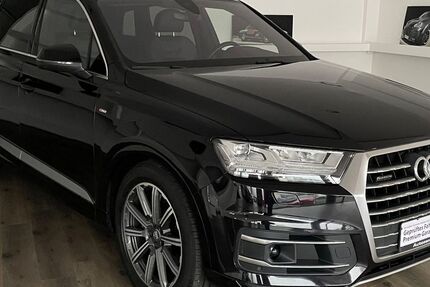 Audi Q7 114.469 km 33.990 &euro; Baunatal 34225