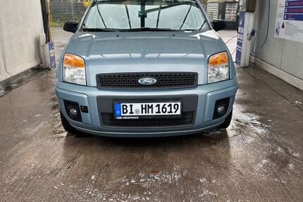 Ford Fusion 159.000 km 1.500 € Bielefeld 33647