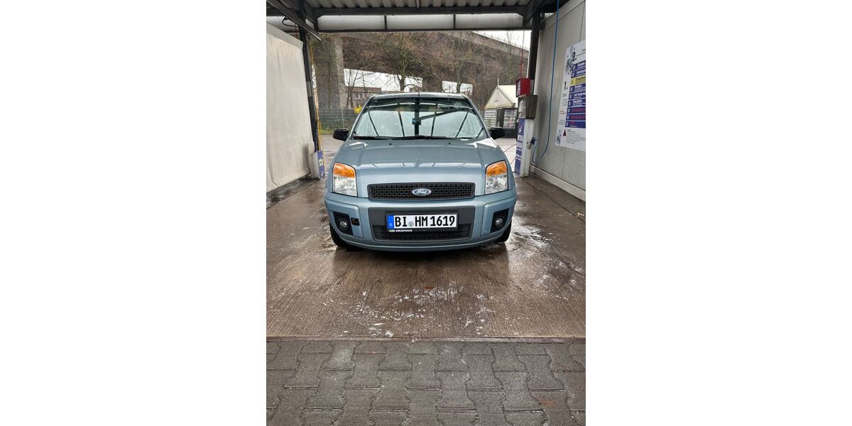 Ford Fusion 159.000 km 1.500 &euro; Bielefeld 33647