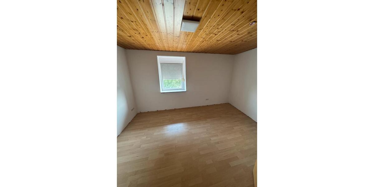 Einfamilienhaus Zweibrücken - 5 Zimmer, 138 m&sup2;, 97.500&euro; | Angebot:26972428