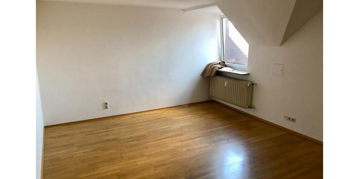 Dachgeschoßwohnung München Schwabing-West - 1.5 Zimmer, 30 m&sup2;, 1.100&euro; | Angebot:25043784