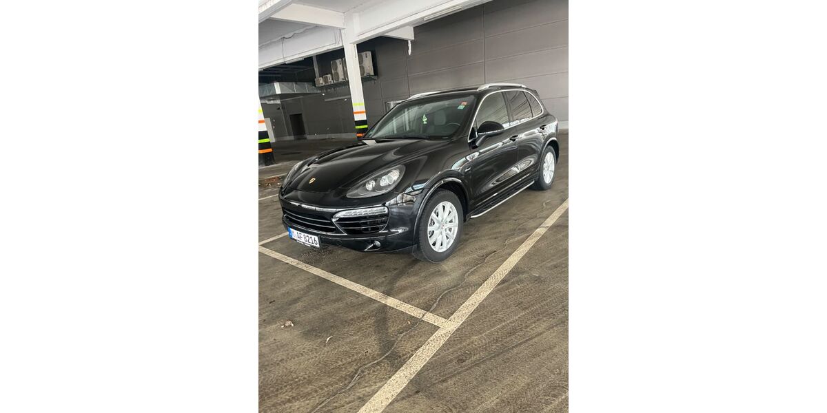 Porsche Cayenne 270.000 km 14.999 &euro; Mûnchen 81539