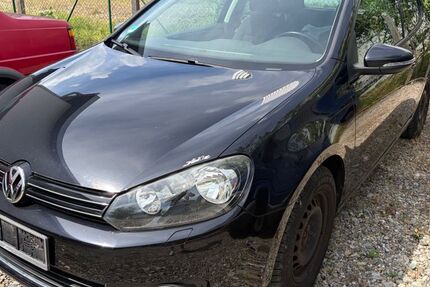 VW Golf 162.000 km 2.499 &euro; Friedrichshafen 88048