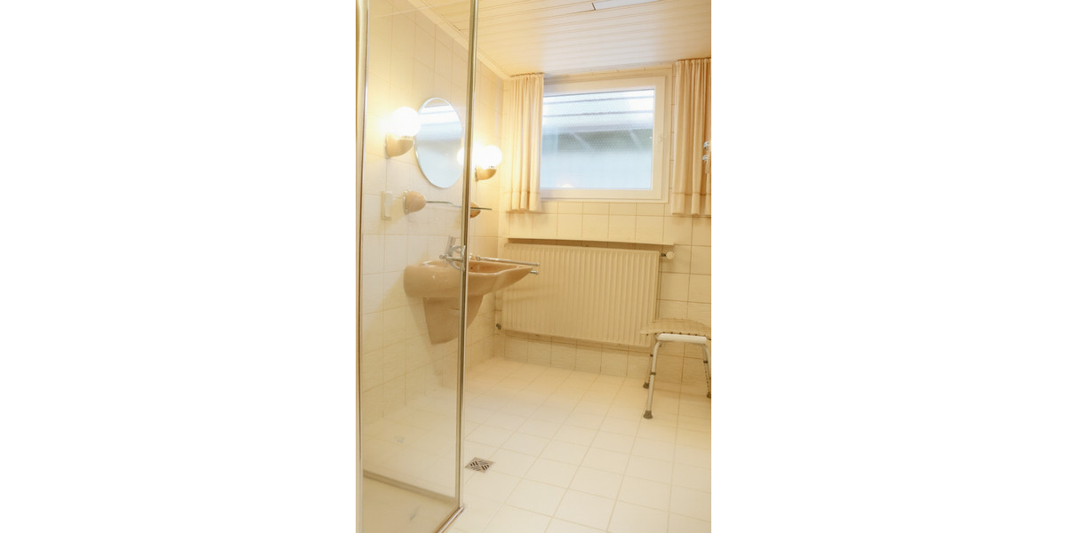 Freistehender Bungalow in Top-Lage direkt am Park – Köln-Seeberg 4 zimmer