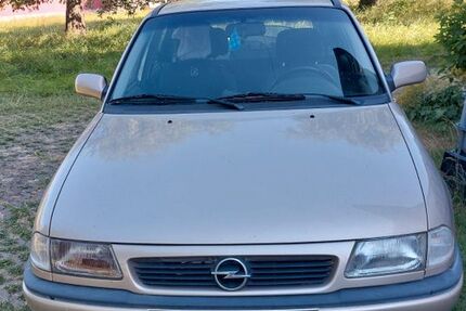 Opel Astra 158.000 km 1.200 &euro; Burkardroth 97705