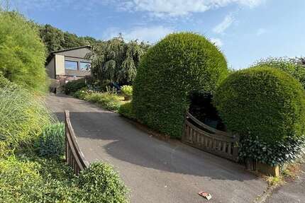 Haus zum Kaufen in Kirchen 398.000 € 218 m² 7 zimmer