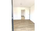 FÜ: Attraktive & helle 2-Zi-Wohnung mit großem Balkon, 2.OG, inkl. EBK, Aufzug + TG-Stellplatz